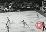 Standbild Basketball match New York United States USA, 1955, aus Sekunde 45 historischem Filmmaterial Videoclip 65675067834