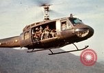 Standbild 101st Airborne Division A Shau Tal Vietnam, 1970, aus Sekunde 24 historischem Filmmaterial Videoclip 65675067847