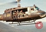 Standbild 101st Airborne Division A Shau Tal Vietnam, 1970, aus Sekunde 26 historischem Filmmaterial Videoclip 65675067847