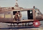 Standbild 101st Airborne Division A Shau Tal Vietnam, 1970, aus Sekunde 61 historischem Filmmaterial Videoclip 65675067847