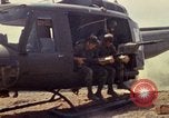 Standbild 101st Airborne Division A Shau Tal Vietnam, 1971, aus Sekunde 61 historischem Filmmaterial Videoclip 65675067848