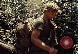 Immagine di 101ª Divisione aviotrasportata Il Vietnam, 1971, secondo 32 filmato di repertorio 65675067849