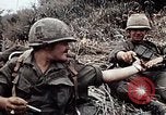 Immagine di 101ª Divisione aviotrasportata Una valle Shau Vietnam, 1971, secondo 59 filmato di repertorio 65675067852