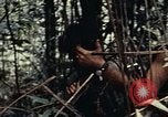 Standbild 101st Airborne Division Vietnam, 1971, aus Sekunde 29 historischem Filmmaterial Videoclip 65675067855