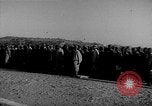 Standbild japanische Truppen Bataan Luzon Philippinen, 1942, aus Sekunde 28 historischem Filmmaterial Videoclip 65675067856