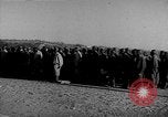 Standbild japanische Truppen Bataan Luzon Philippinen, 1942, aus Sekunde 29 historischem Filmmaterial Videoclip 65675067856