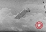 Standbild japanische Truppen Bataan Luzon Philippinen, 1942, aus Sekunde 30 historischem Filmmaterial Videoclip 65675067856