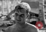 Image des prisonniers de guerre de Leyte aux Philippines, 1945, de la seconde 32 séquences d'archives historiques vidéo 65675067861