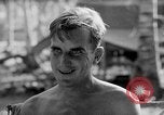 Image des prisonniers de guerre de Leyte aux Philippines, 1945, de la seconde 42 séquences d'archives historiques vidéo 65675067861