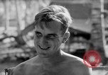 Image des prisonniers de guerre de Leyte aux Philippines, 1945, de la seconde 57 séquences d'archives historiques vidéo 65675067861