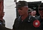 Standbild William C Westmoreland Vietnam, 1967, aus Sekunde 10 historischem Filmmaterial Videoclip 65675067874