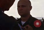Standbild William C Westmoreland Vietnam, 1967, aus Sekunde 26 historischem Filmmaterial Videoclip 65675067874