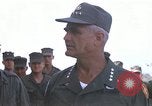 Standbild William Westmoreland Vietnam, 1967, aus Sekunde 28 historischem Filmmaterial Videoclip 65675067877