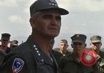 Standbild William Westmoreland Vietnam, 1967, aus Sekunde 34 historischem Filmmaterial Videoclip 65675067877