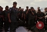 Standbild William Westmoreland Vietnam, 1967, aus Sekunde 57 historischem Filmmaterial Videoclip 65675067877