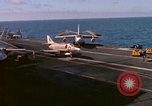 Image États-Unis 7e Flotte activités de transporteur sud de la mer de Chine du Sud, 1965, de la seconde 17 séquences d'archives historiques vidéo 65675067881
