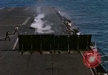 Image États-Unis 7e Flotte activités de transporteur sud de la mer de Chine du Sud, 1965, de la seconde 43 séquences d'archives historiques vidéo 65675067881
