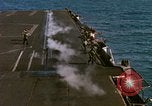 Image États-Unis 7e Flotte activités de transporteur sud de la mer de Chine du Sud, 1965, de la seconde 49 séquences d'archives historiques vidéo 65675067881