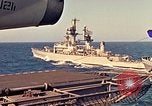 Image États-Unis 7e Flotte sud de la mer de Chine du Sud, 1965, de la seconde 3 séquences d'archives historiques vidéo 65675067892