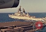 Image États-Unis 7e Flotte sud de la mer de Chine du Sud, 1965, de la seconde 6 séquences d'archives historiques vidéo 65675067892