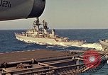 Image États-Unis 7e Flotte sud de la mer de Chine du Sud, 1965, de la seconde 12 séquences d'archives historiques vidéo 65675067892