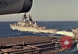 Image États-Unis 7e Flotte sud de la mer de Chine du Sud, 1965, de la seconde 14 séquences d'archives historiques vidéo 65675067892