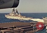 Image États-Unis 7e Flotte sud de la mer de Chine du Sud, 1965, de la seconde 16 séquences d'archives historiques vidéo 65675067892