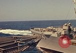 Image États-Unis 7e Flotte sud de la mer de Chine du Sud, 1965, de la seconde 27 séquences d'archives historiques vidéo 65675067892