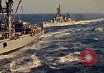 Image États-Unis 7e Flotte sud de la mer de Chine du Sud, 1965, de la seconde 62 séquences d'archives historiques vidéo 65675067892