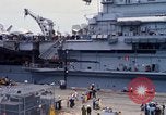 Immagine di I marinai americani San Francisco Bay California USA, 1968, secondo 21 filmato di repertorio 65675067894