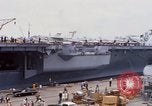 Immagine di I marinai americani San Francisco Bay California USA, 1968, secondo 34 filmato di repertorio 65675067894
