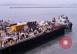 Standbild amerikanische Matrosen San Francisco Bay California USA, 1968, aus Sekunde 25 historischem Filmmaterial Videoclip 65675067895