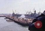 Standbild amerikanische Matrosen San Francisco Bay California USA, 1968, aus Sekunde 33 historischem Filmmaterial Videoclip 65675067895