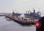 Standbild amerikanische Matrosen San Francisco Bay California USA, 1968, aus Sekunde 35 historischem Filmmaterial Videoclip 65675067895