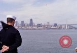 Standbild amerikanische Matrosen San Francisco Bay California USA, 1968, aus Sekunde 44 historischem Filmmaterial Videoclip 65675067895