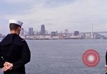 Standbild amerikanische Matrosen San Francisco Bay California USA, 1968, aus Sekunde 45 historischem Filmmaterial Videoclip 65675067895