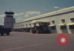 Immagine di Gli edifici delle operazioni Il Vietnam, 1970, secondo 16 filmato di repertorio 65675067902
