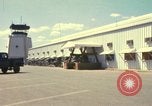 Immagine di Gli edifici delle operazioni Il Vietnam, 1970, secondo 23 filmato di repertorio 65675067902