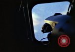 Image AC-119K Stinger firing GAU-2-un minigun pendant la formation Florida USA, 1969, de la seconde 36 séquences d'archives historiques vidéo 65675067907
