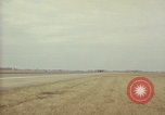 Immagine di AC-119K Stinger aeromobili in fase di decollo sulle missioni di formazione Ohio USA, 1969, secondo 4 filmato di repertorio 65675067908