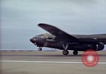 Immagine di AC-119K Stinger aeromobili in fase di decollo sulle missioni di formazione Ohio USA, 1969, secondo 20 filmato di repertorio 65675067908