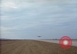 Immagine di AC-119K Stinger aeromobili in fase di decollo sulle missioni di formazione Ohio USA, 1969, secondo 34 filmato di repertorio 65675067908
