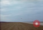 Immagine di AC-119K Stinger aeromobili in fase di decollo sulle missioni di formazione Ohio USA, 1969, secondo 43 filmato di repertorio 65675067908