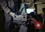 Standbild AC-119K Stinger Waffen feuern während Live Fire Training Mission Ohio USA, 1969, aus Sekunde 30 historischem Filmmaterial Videoclip 65675067911