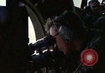 Standbild AC-119K Stinger Waffen feuern während Live Fire Training Mission Ohio USA, 1969, aus Sekunde 50 historischem Filmmaterial Videoclip 65675067911