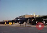 Immagine di Il USAF AC-119K Stinger aeromobile inizia a motori e taxi Ohio USA, 1969, secondo 20 filmato di repertorio 65675067913