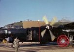 Immagine di Il USAF AC-119K Stinger aeromobile inizia a motori e taxi Ohio USA, 1969, secondo 25 filmato di repertorio 65675067913