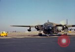 Immagine di Il USAF AC-119K Stinger aeromobile inizia a motori e taxi Ohio USA, 1969, secondo 54 filmato di repertorio 65675067913