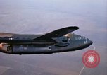 Image USAF AC-119K Stinger aircraft queue numéro IH code 839 en vol Ohio USA, 1969, de la seconde 47 séquences d'archives historiques vidéo 65675067914