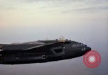 Image USAF AC-119K Stinger aircraft queue numéro IH code 839 en vol Ohio USA, 1969, de la seconde 60 séquences d'archives historiques vidéo 65675067914